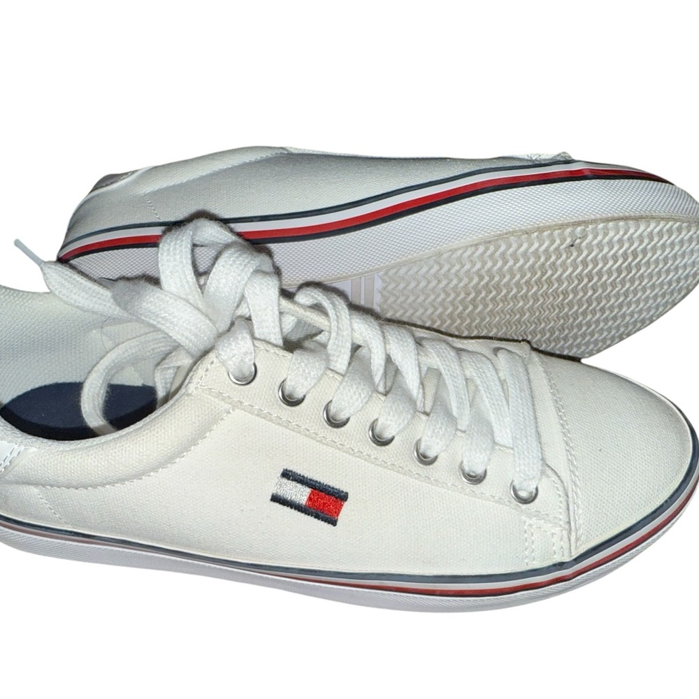 Ladies Tommy Hilfiger White Sneakers SZ 8.5